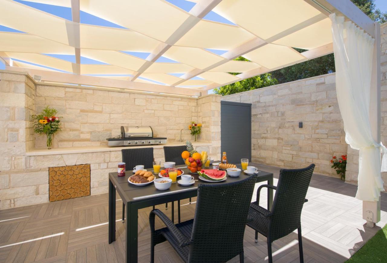 Twin'S Home Luxury Suites Alikianos Exterior photo