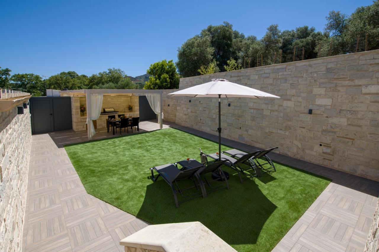 Twin'S Home Luxury Suites Alikianos Exterior photo