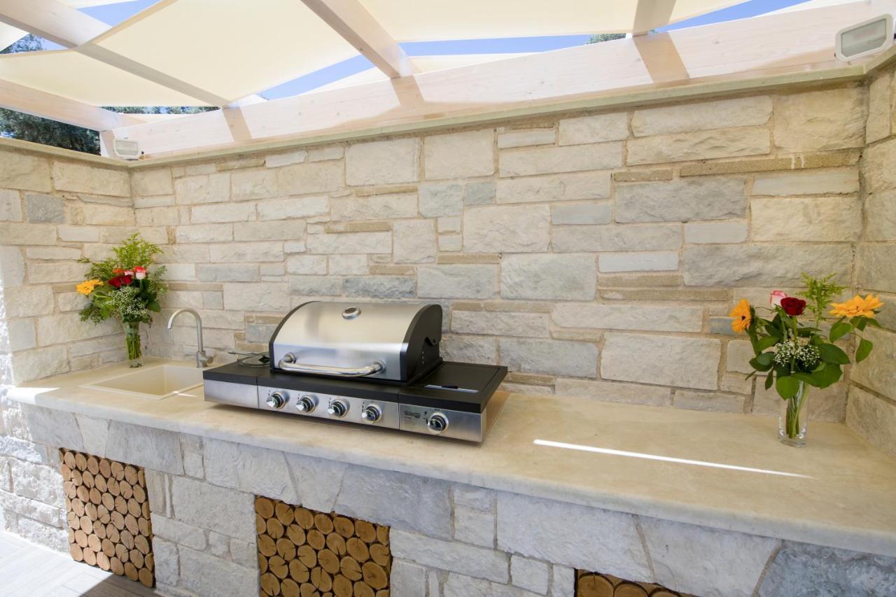Twin'S Home Luxury Suites Alikianos Exterior photo